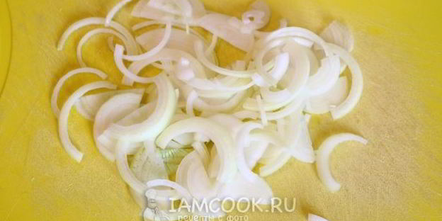 суп-пюре из грибов и патиссонов