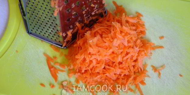 суп-пюре из грибов и патиссонов