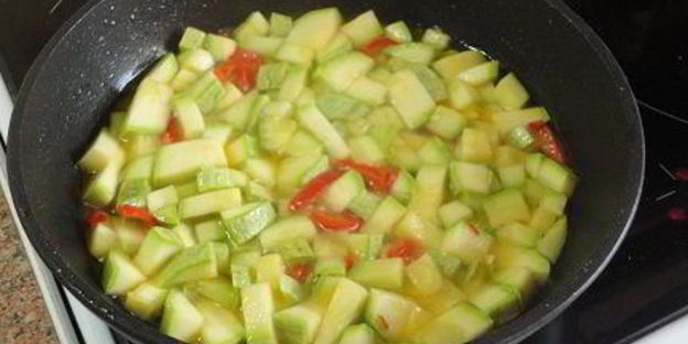 суп-пюре из кабачка и жареной перловки