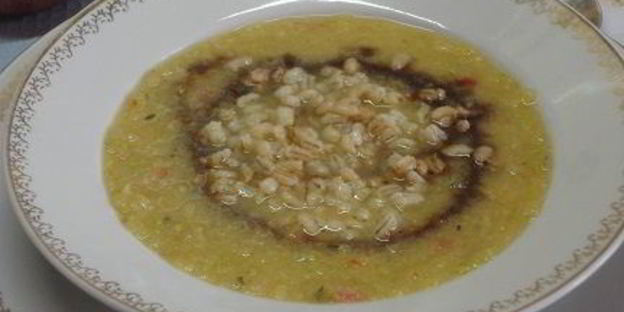 суп-пюре из кабачка и жареной перловки