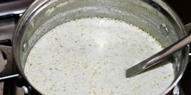 суп пюре из кольраби с морскими гребешками