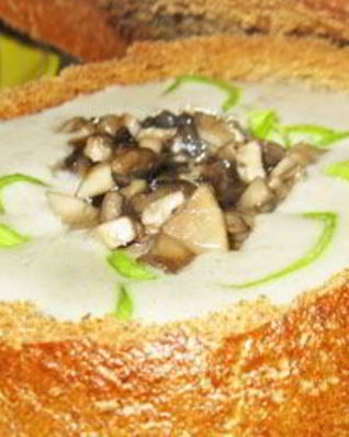 Суп пюре из шампиньонов в хлебе