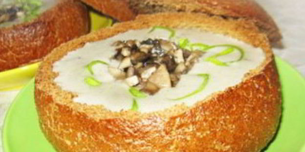 суп пюре из шампиньонов в хлебе