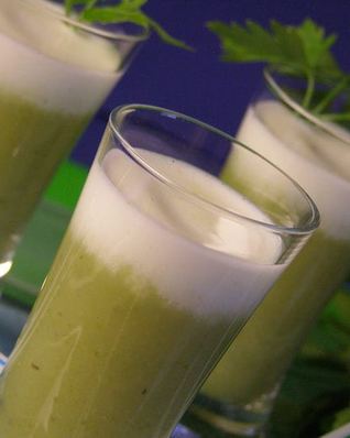 Суп-пюре из цукини с мятой