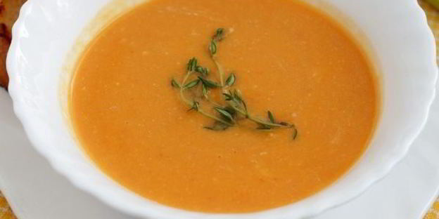 суп-пюре из запеченной тыквы и помидоров