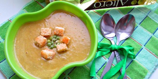 суп-пюре из зеленого горошка