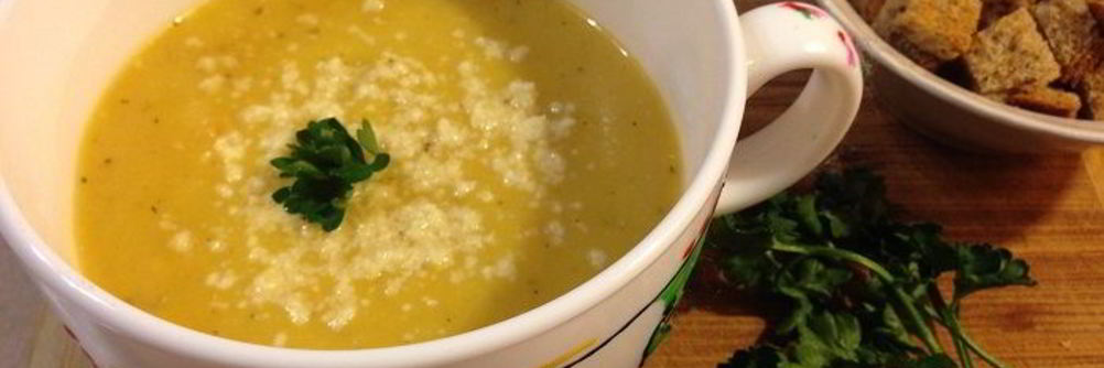 Суп-пюре с тыквой и сельдереем