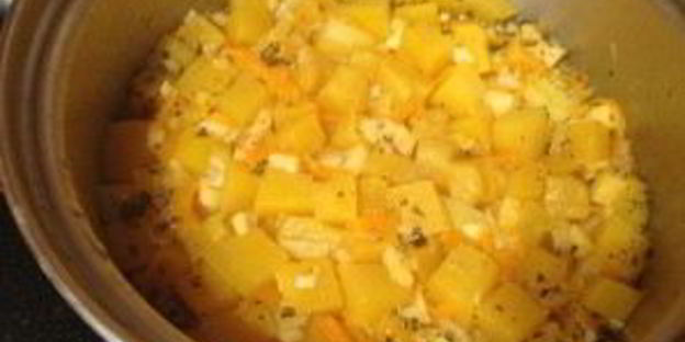 суп-пюре с тыквой и сельдереем