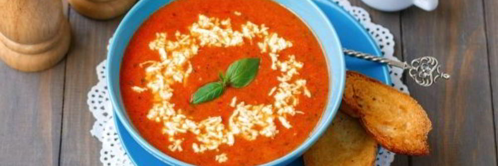 Томатный суп-пюре с базиликом