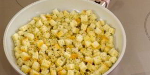 тыквенный суп-пюре с ароматными сухариками