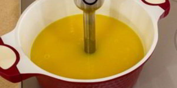 тыквенный суп-пюре с ароматными сухариками