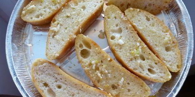 тыквенный суп-пюре с чесночными гренками