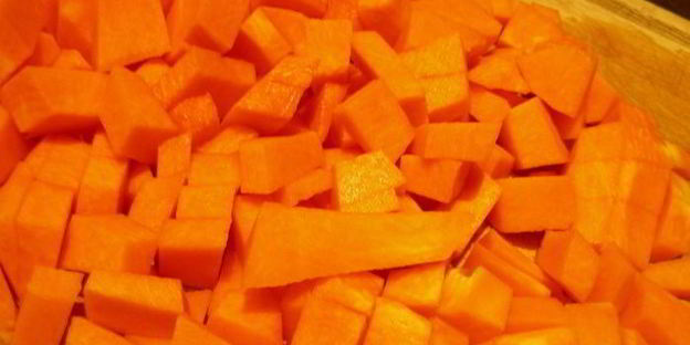 тыквенный суп-пюре с имбирным кремом