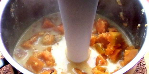 тыквенный суп-пюре со шпинатом