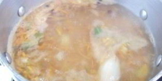 суп с бычками в томатном соусе