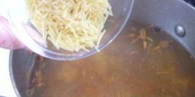 суп с бычками в томатном соусе