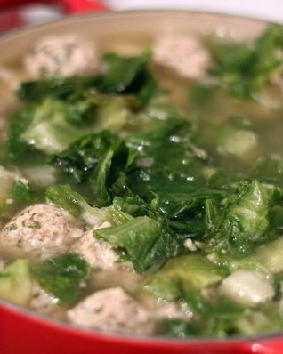 Суп с фрикадельками из индейки