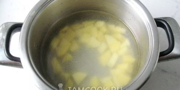 суп с красной чечевицей и фрикадельками