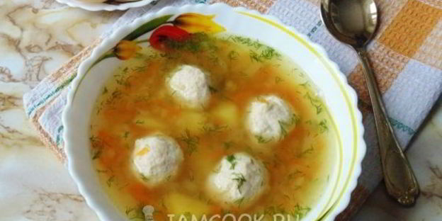 суп с красной чечевицей и фрикадельками