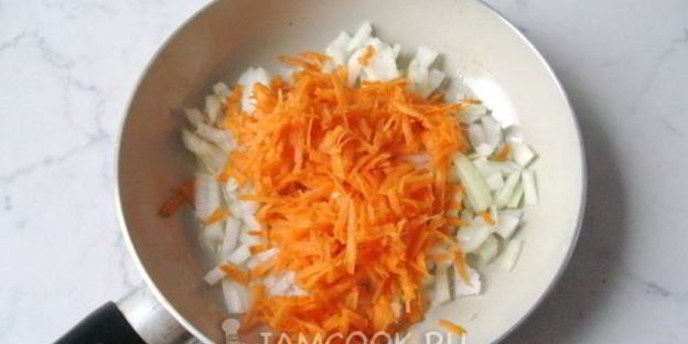 суп с красной чечевицей и фрикадельками