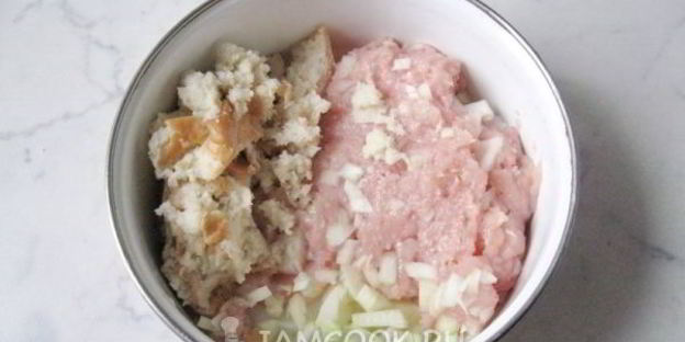 суп с красной чечевицей и фрикадельками