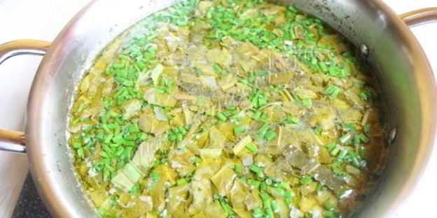 суп с курицей и щавелем