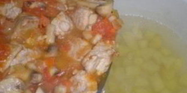 суп со свининой и грибами