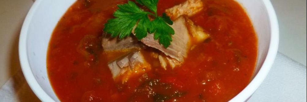 Томатно-сельдерейный суп с рыбой