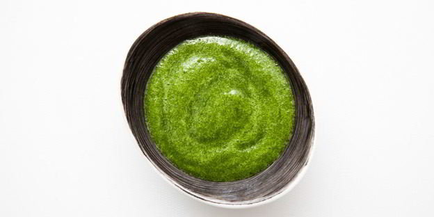 томатный суп с фрикадельками из киноа