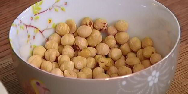 бисквитные блины с медово-ореховой начинкой