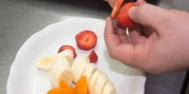 блинчики с фруктами