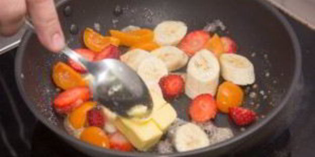 блинчики с фруктами