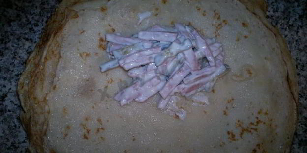 блинчики с колбаской