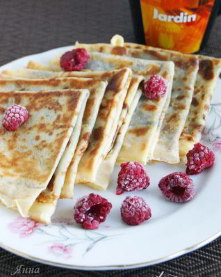 Блинчики с корицей и сахаром