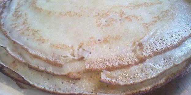 блинчики с красной икрой