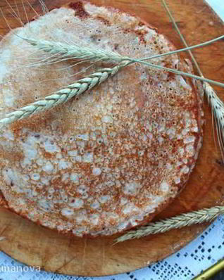 Блины на кефире с водкой и гречневой мукой