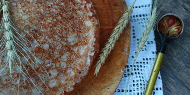 блины на кефире с водкой и гречневой мукой