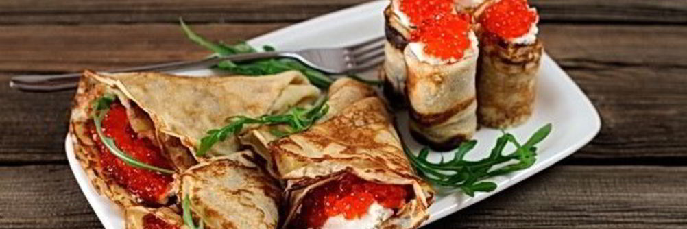 Блины с красной икрой и семгой
