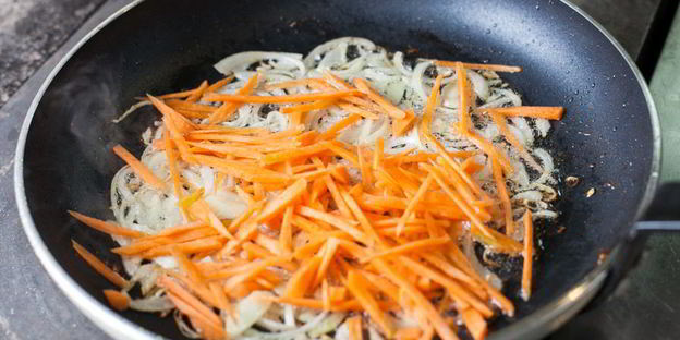 блины с куриной печенью и морковью