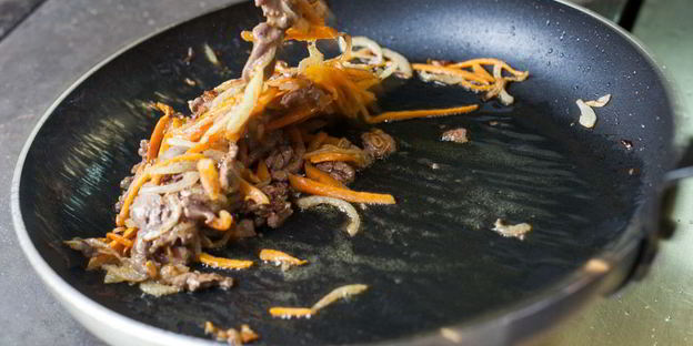 блины с куриной печенью и морковью