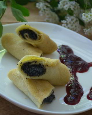 Блины с маковой начинкой