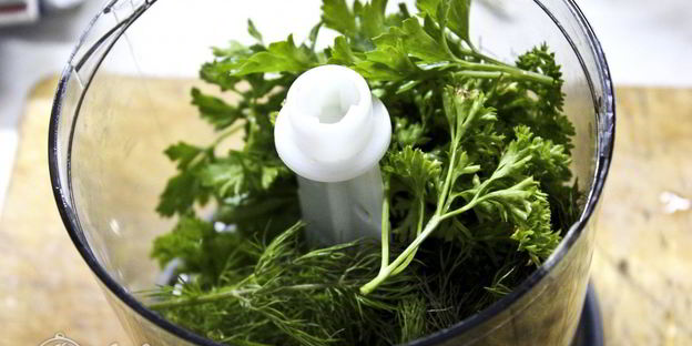 блины с творогом и зеленью