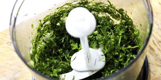 блины с творогом и зеленью