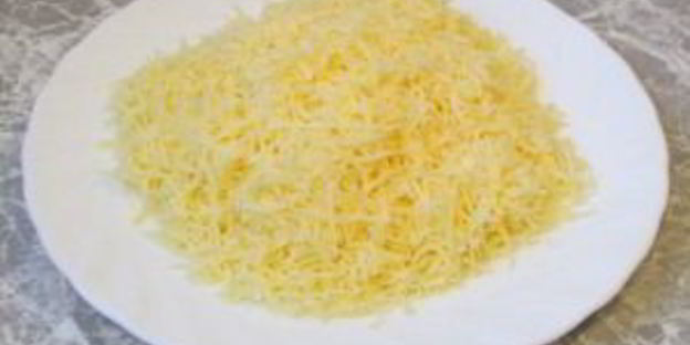 фаршированные блины, запеченные с ветчиной и сыром