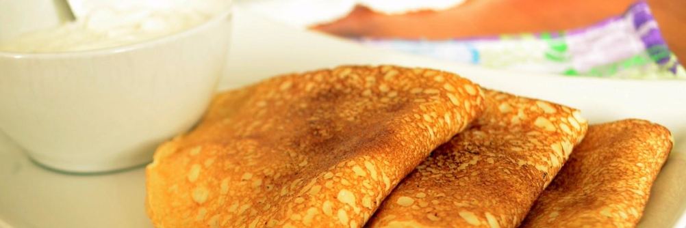 Классические блины с дырочками