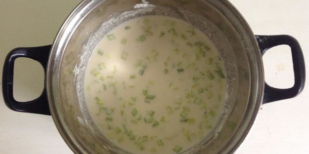 луковые блинчики с начинкой