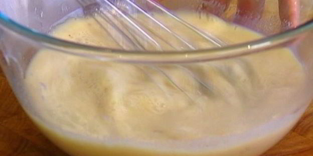 миндальные блины с карамелизированными грушами