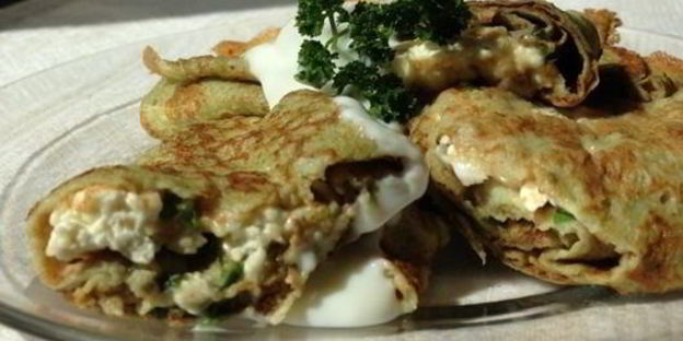 ржаные блинчики на сыворотке со щавелем и петрушкой