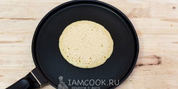 толстые блины на остатках закваски