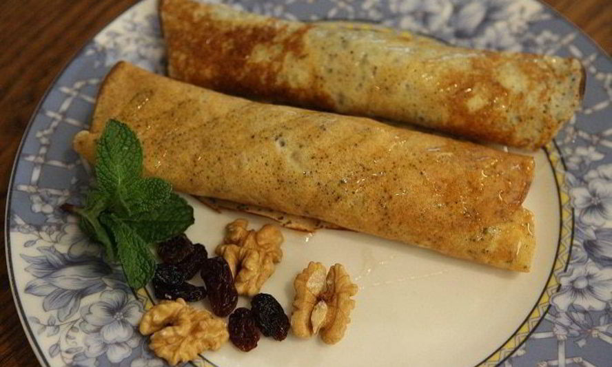 Рецепт венгерских маковых блинов с изюмом и грецкими орехами